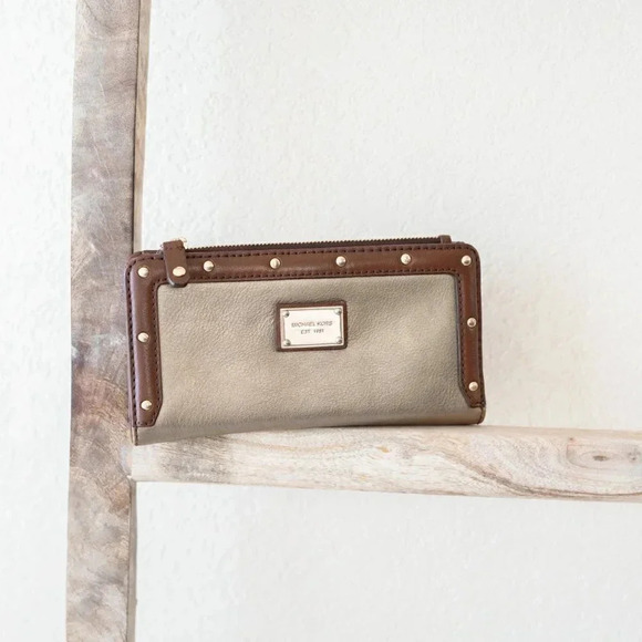 MICHAEL KORS METALLIC GOLD LEATHER JET SET TOTE BAG & TRIFOLD WALLET SET COMBO - Picture 4 of 16